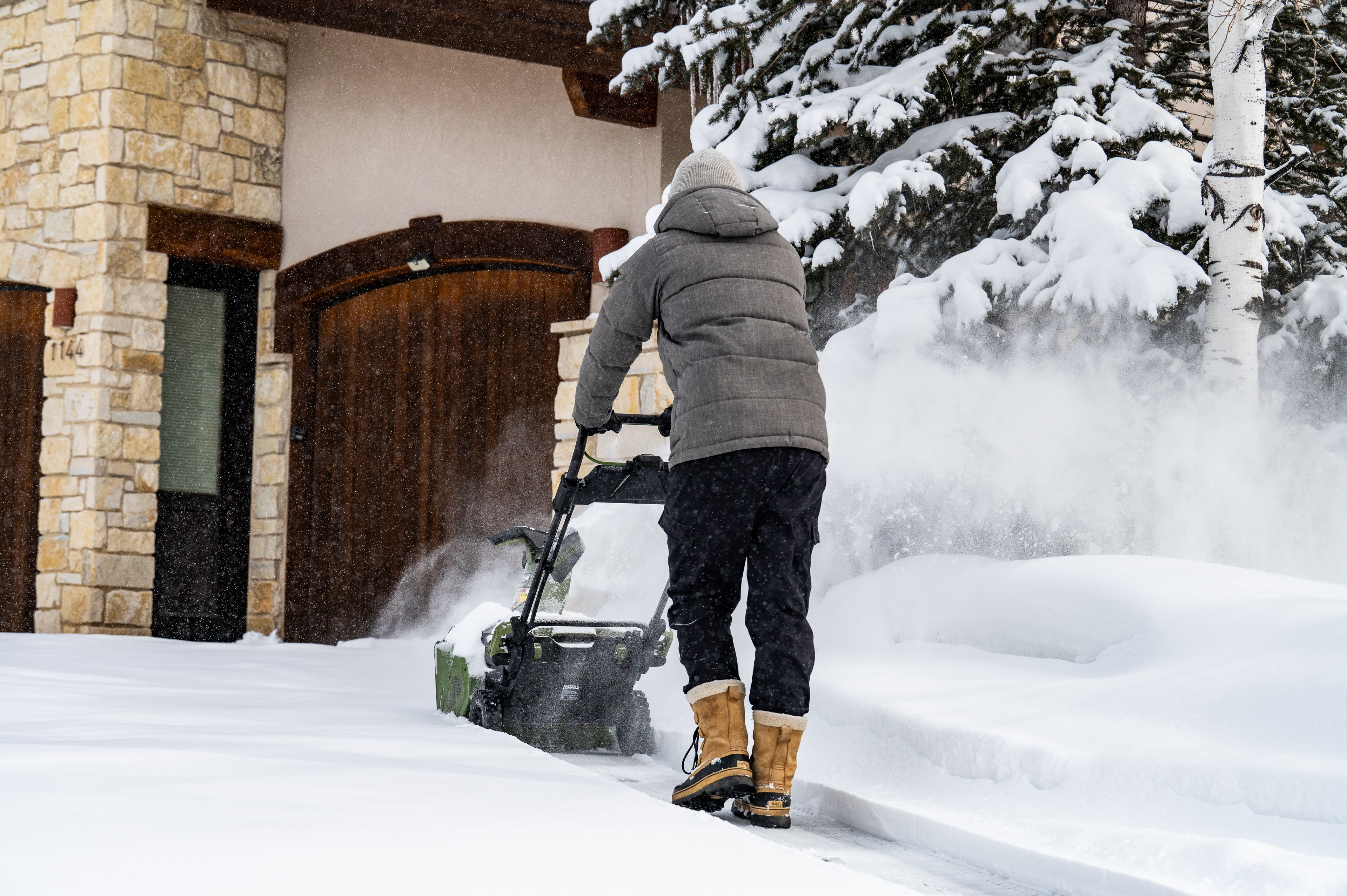 62V Cordless 21" Single Stage Snow Blower with (2) 4.0 Ah Batteries