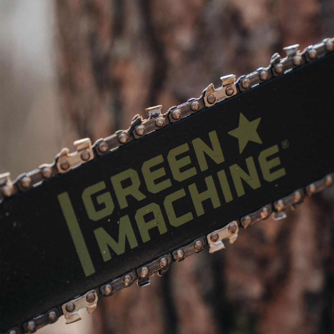 https://greenmachineusa.com/cdn/shop/files/green-machine-chainsaw-4_18855e46-c142-47ee-ad04-1c5444a0ad72.jpg?v=1702676774&width=1100